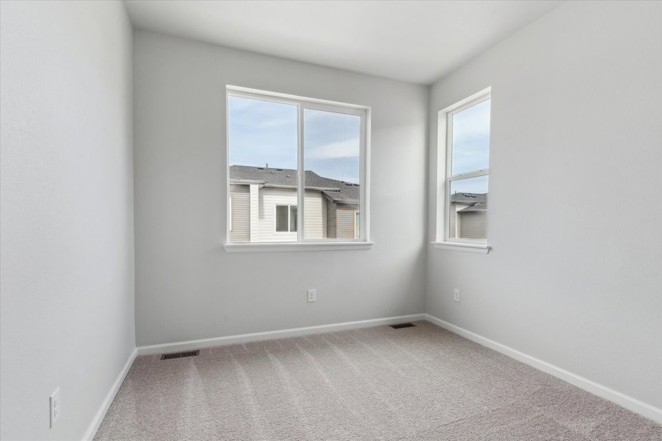 A room with windows.
