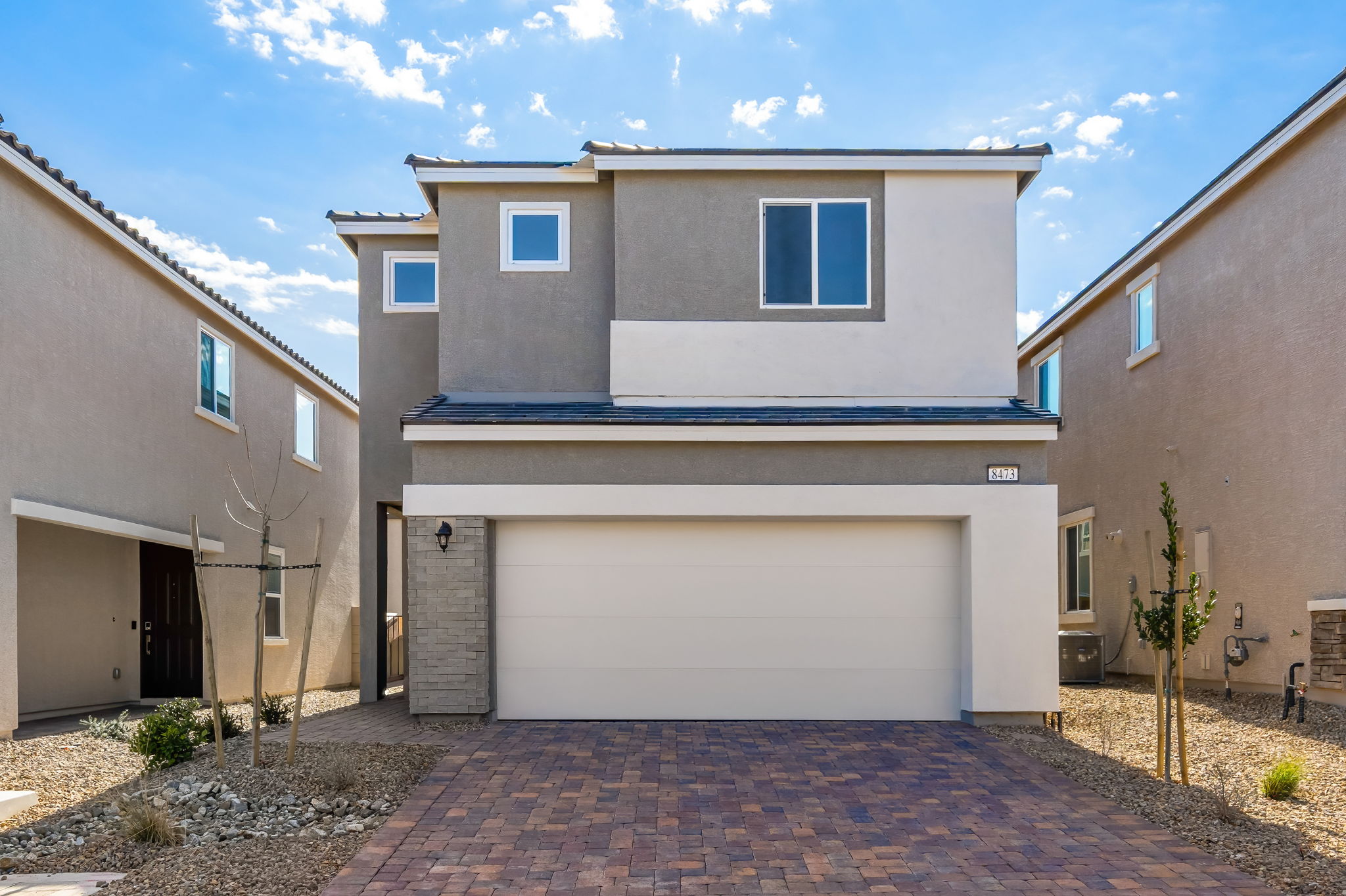 AG0093 8473 Balfour Meadows Avenue